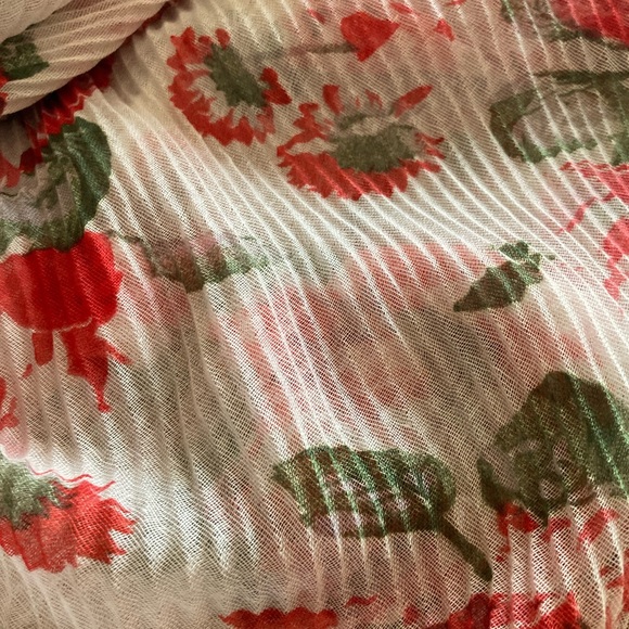 Flowy Scarf RED ROSES with White. Diaphanous. Sheer. Bias Cut. Retro print. 6’. - Picture 2 of 12